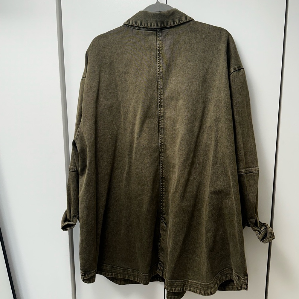 Treasure & Bond Green Denim Shacket - Picture 2 of 2